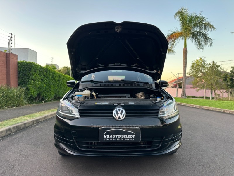 FOX 1.0 MI TREND 8V FLEX 4P MANUAL - 2015 - SãO LEOPOLDO