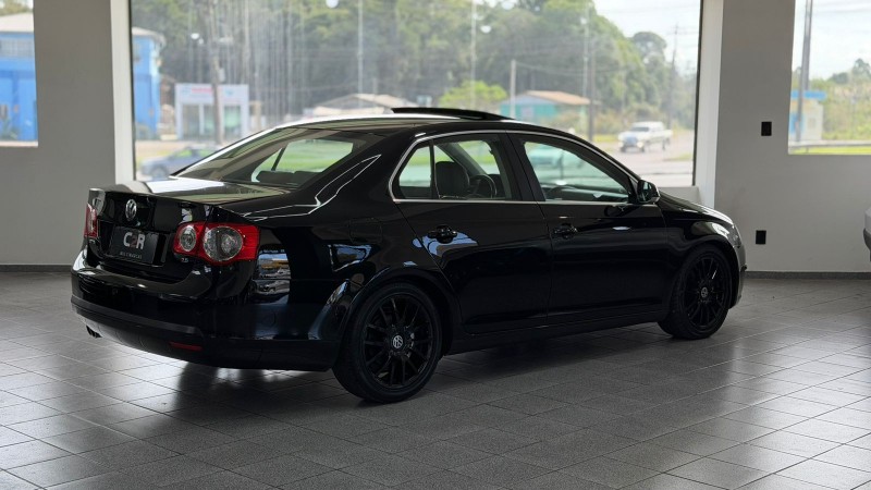 JETTA 2.5 I 20V 150CV GASOLINA 4P TIPTRONIC - 2007 - CAXIAS DO SUL