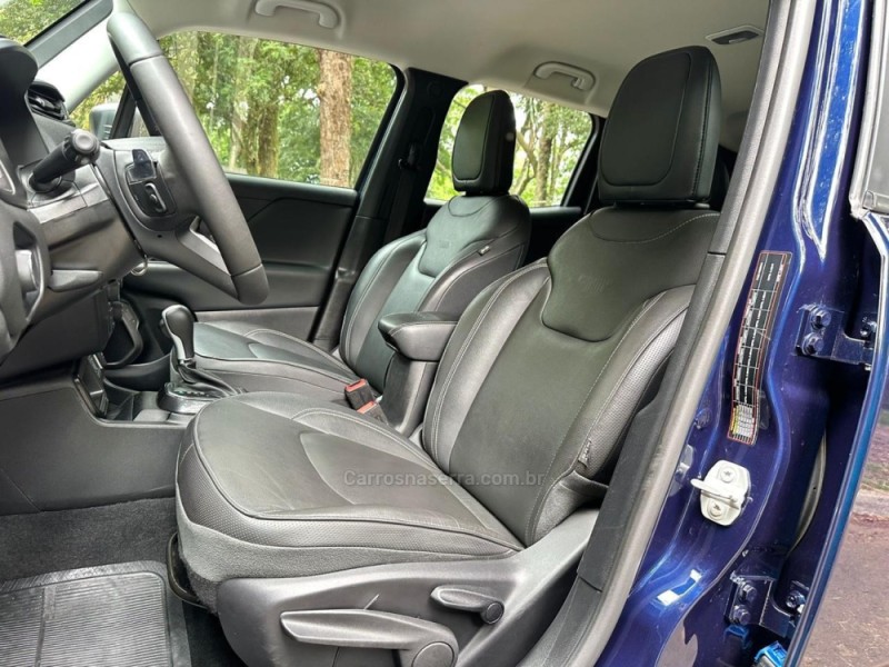 RENEGADE 1.3 LONGITUDE T270 TURBO FLEX 4P AUTOMÁTICO - 2024 - DOIS IRMãOS