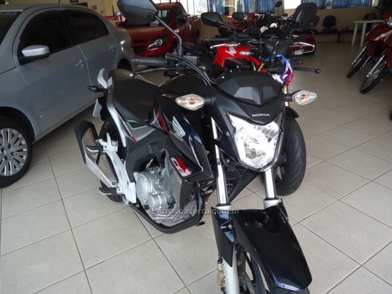 CB 250F TWISTER CBS - 2018 - SANTA CLARA DO SUL