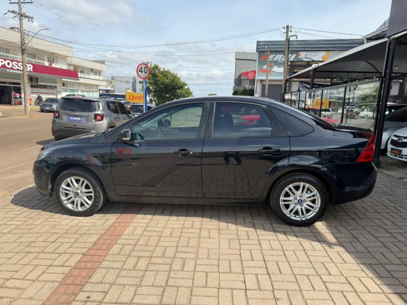FOCUS 2.0 GLX SEDAN 16V FLEX 4P MANUAL - 2013 - LAGOA VERMELHA