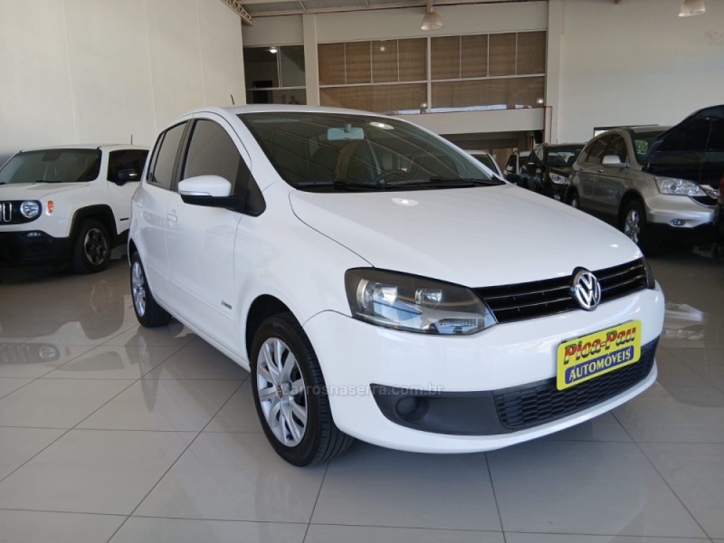 FOX 1.6 MI ITREND 8V FLEX 4P MANUAL - 2013 - NOVA PETRóPOLIS