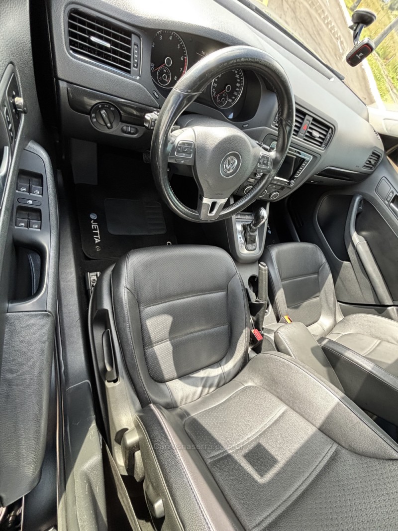 JETTA 2.0 COMFORTLINE FLEX 4P TIPTRONIC - 2013 - CARLOS BARBOSA
