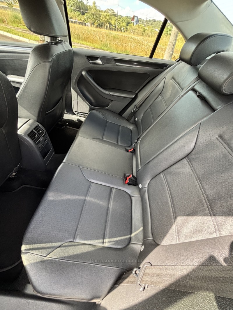 JETTA 2.0 COMFORTLINE FLEX 4P TIPTRONIC - 2013 - CARLOS BARBOSA