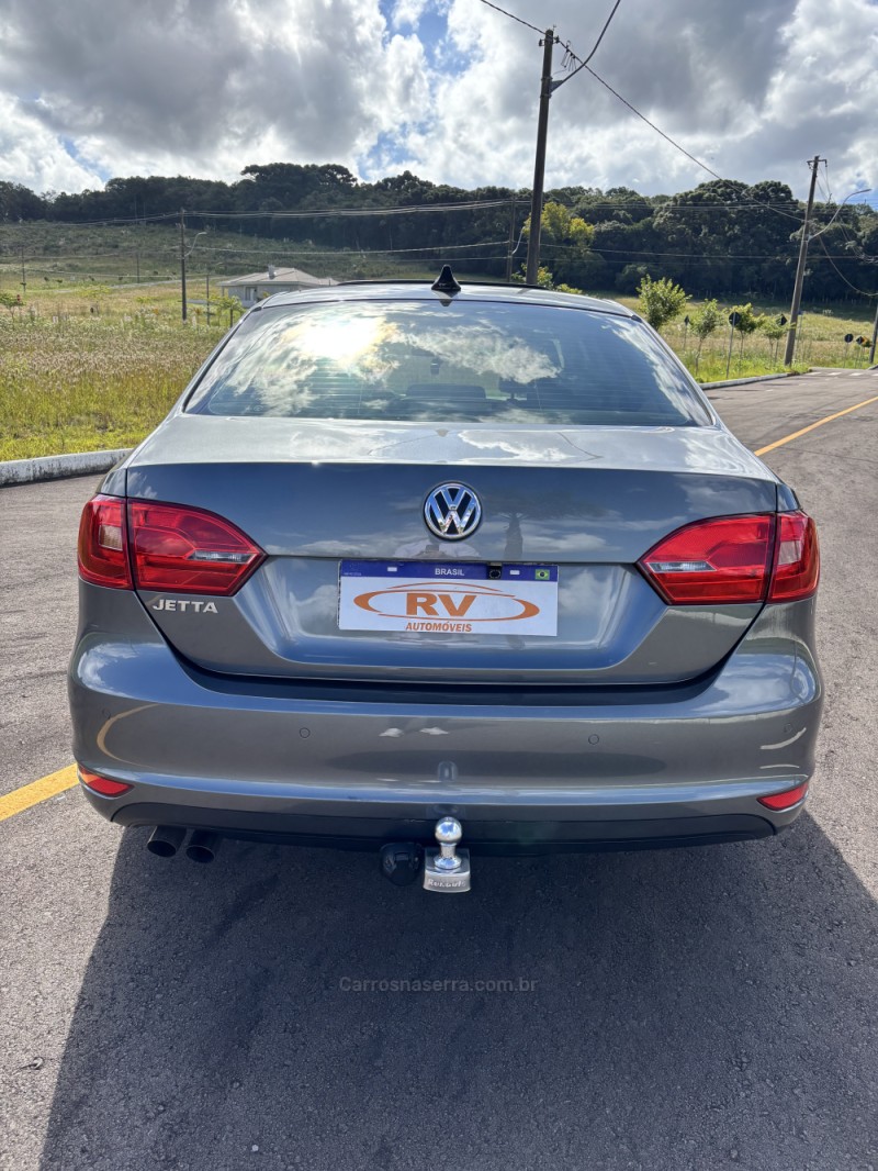 JETTA 2.0 COMFORTLINE FLEX 4P TIPTRONIC - 2013 - CARLOS BARBOSA