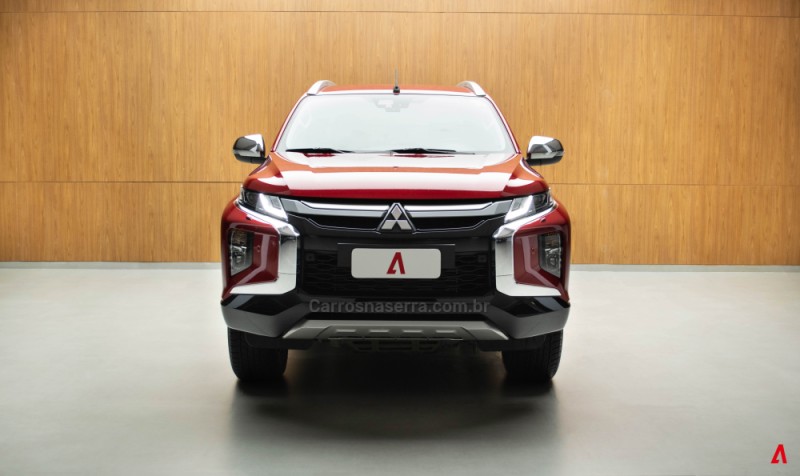 L200 TRITON 2.4 HPE-S SPORT 4X4 CD 16V DIESEL 4P AUTOMÁTICO - 2023 - GARIBALDI