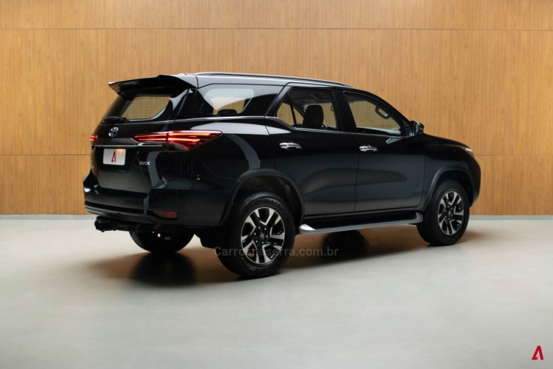 HILUX SW4 2.8 SRX 4X4 16V TURBO INTERCOOLER DIESEL 4P AUTOMÁTICO - 2019 - GARIBALDI