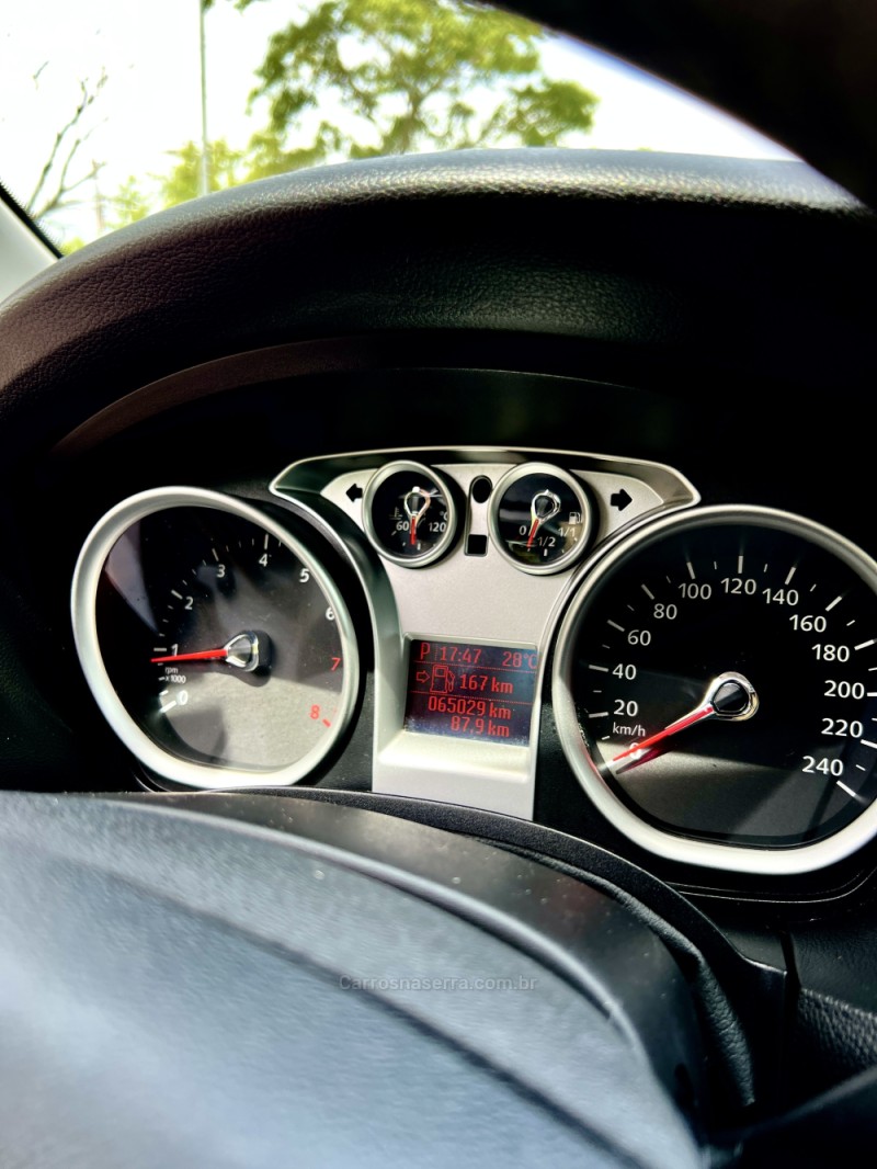 FOCUS 2.0 FC 16V GASOLINA 4P AUTOMÁTICO - 2012 - BENTO GONçALVES