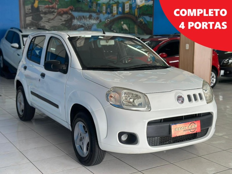 UNO 1.0 EVO VIVACE 8V FLEX 4P MANUAL