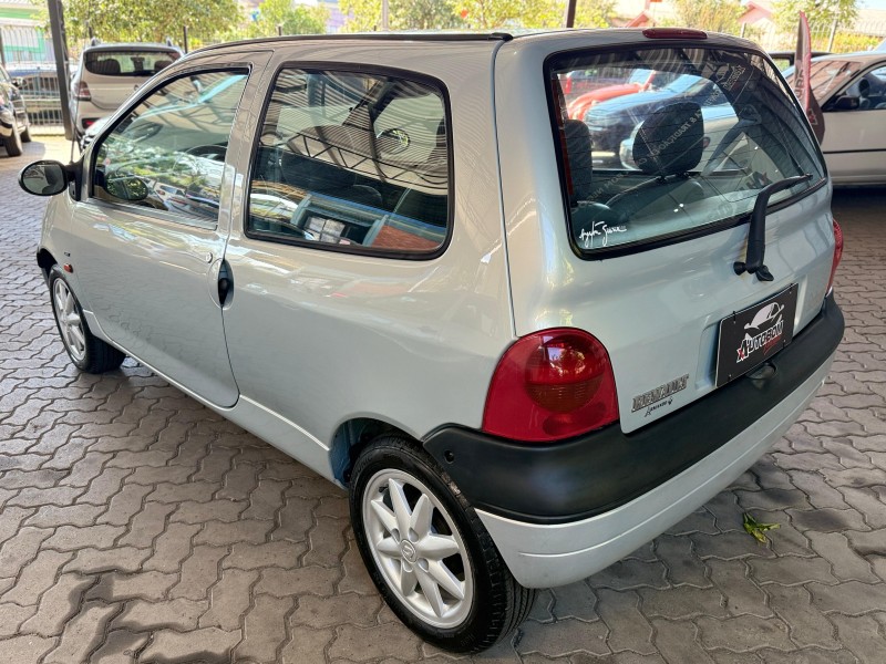 TWINGO 1.0 INITIALE 16V GASOLINA 2P MANUAL - 2002 - CAXIAS DO SUL