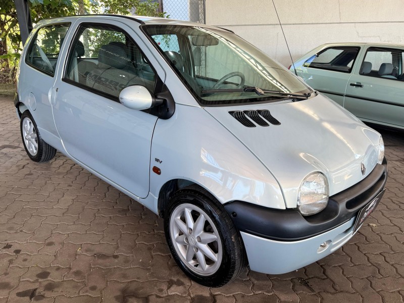 TWINGO 1.0 INITIALE 16V GASOLINA 2P MANUAL - 2002 - CAXIAS DO SUL