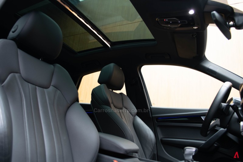 Q5 2.0 55 TFSI PHEV SPORTBACK PERFORMANCE BLACK QUATTRO HÍBRIDO 4P AUTOMÁTICO - 2023 - GARIBALDI