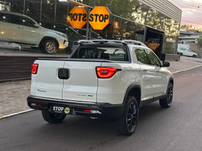 TORO 2.0 16V TURBO DIESEL VOLCANO AT9 4X4 AUTOMÁTICO - 2021 - DOIS IRMãOS