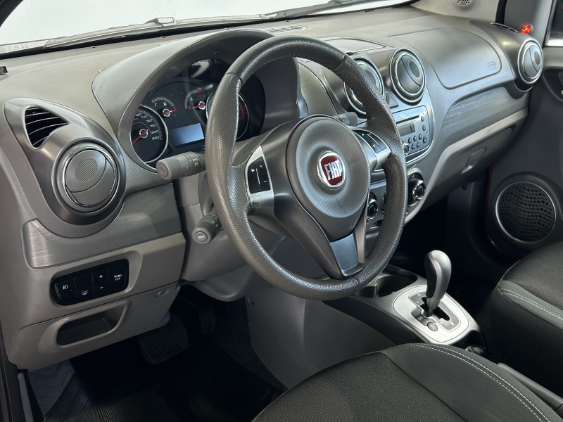 PALIO 1.6 MPI ESSENCE 16V FLEX 4P AUTOMATIZADO - 2015 - CAXIAS DO SUL