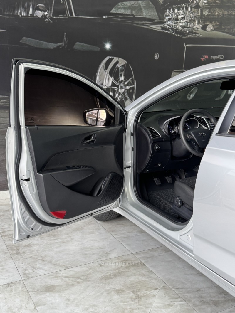 HB20 1.0 COMFORT PLUS 12V FLEX 4P MANUAL - 2016 - CAXIAS DO SUL