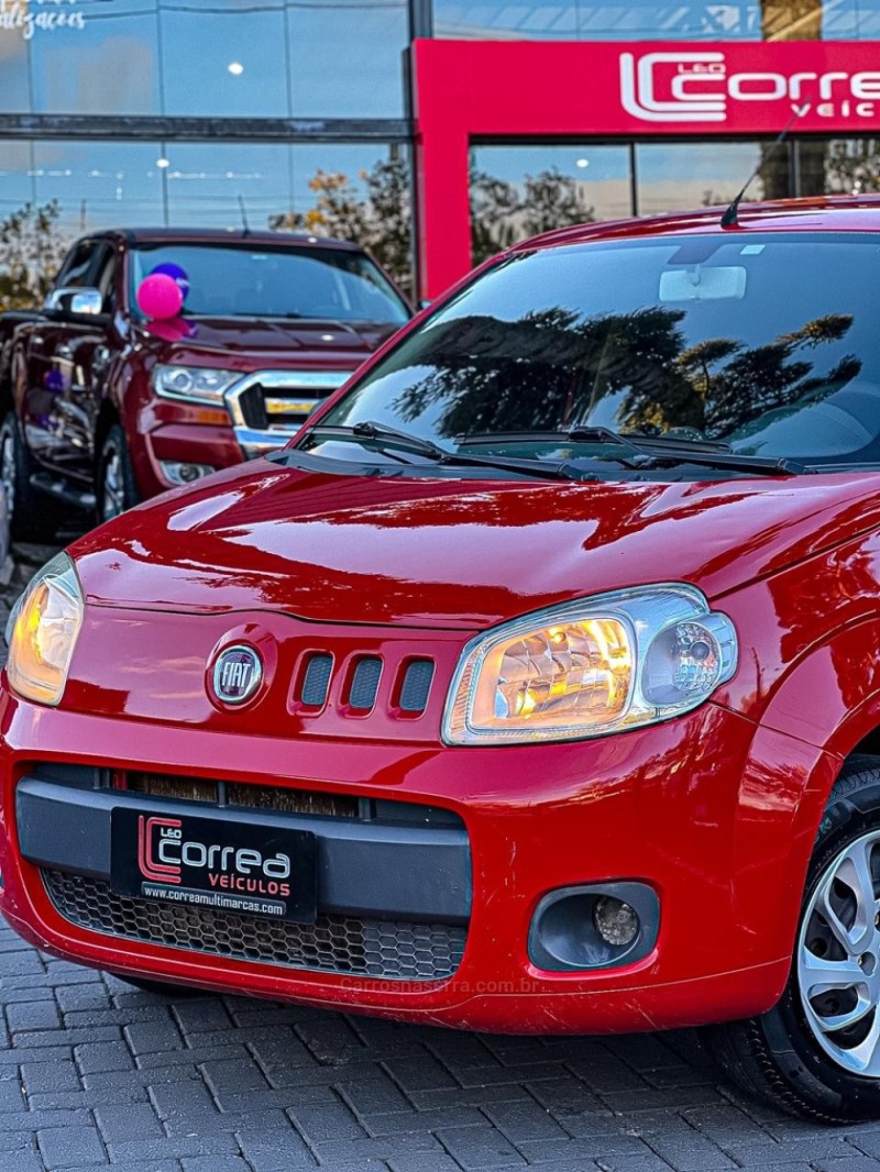 UNO 1.0 EVO VIVACE 8V FLEX 2P MANUAL - 2013 - CANELA