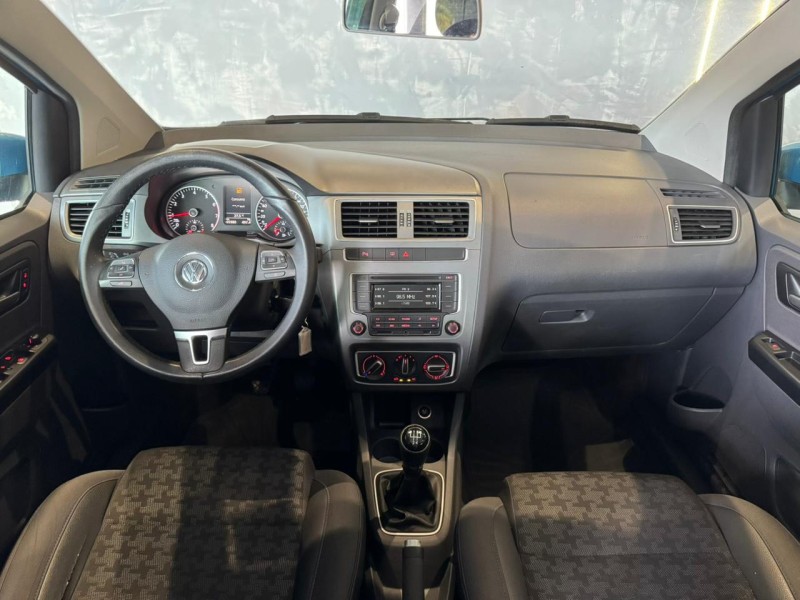 FOX 1.6 COMFORTLINE 8V FLEX 4P MANUAL - 2015 - CAXIAS DO SUL