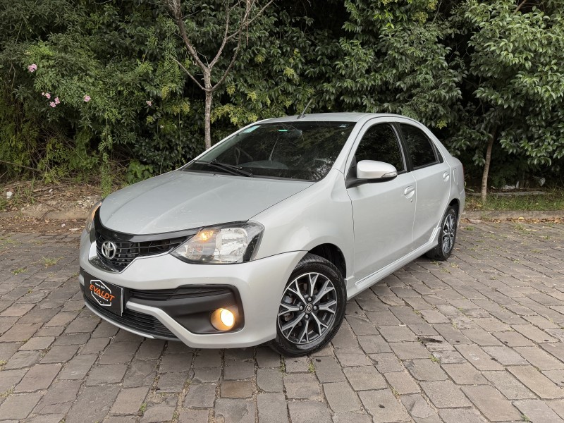 etios 1.5 platinum sedan 16v flex 4p automatico 2019 caxias do sul