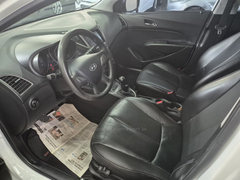 HB20 1.0 SPICY 12V FLEX 4P MANUAL - 2015 - GARIBALDI