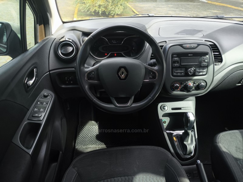CAPTUR 1.6 16V FLEX INTENSE AUTOMÁTICO - 2019 - FARROUPILHA