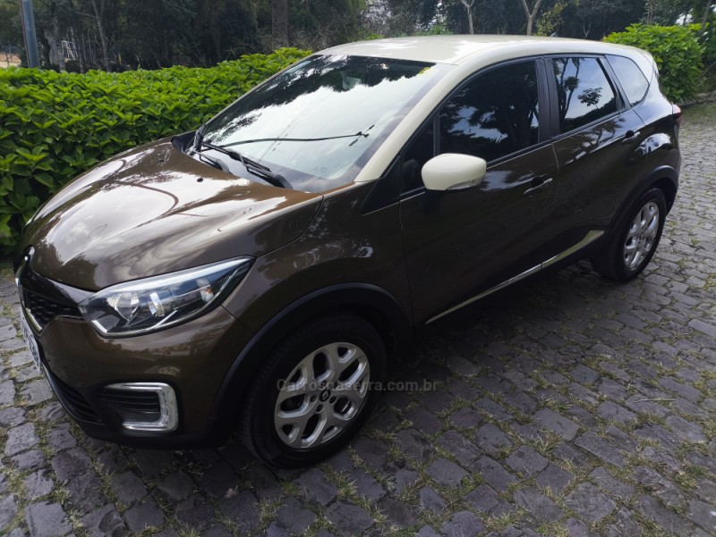CAPTUR 1.6 16V FLEX INTENSE AUTOMÁTICO - 2019 - FARROUPILHA