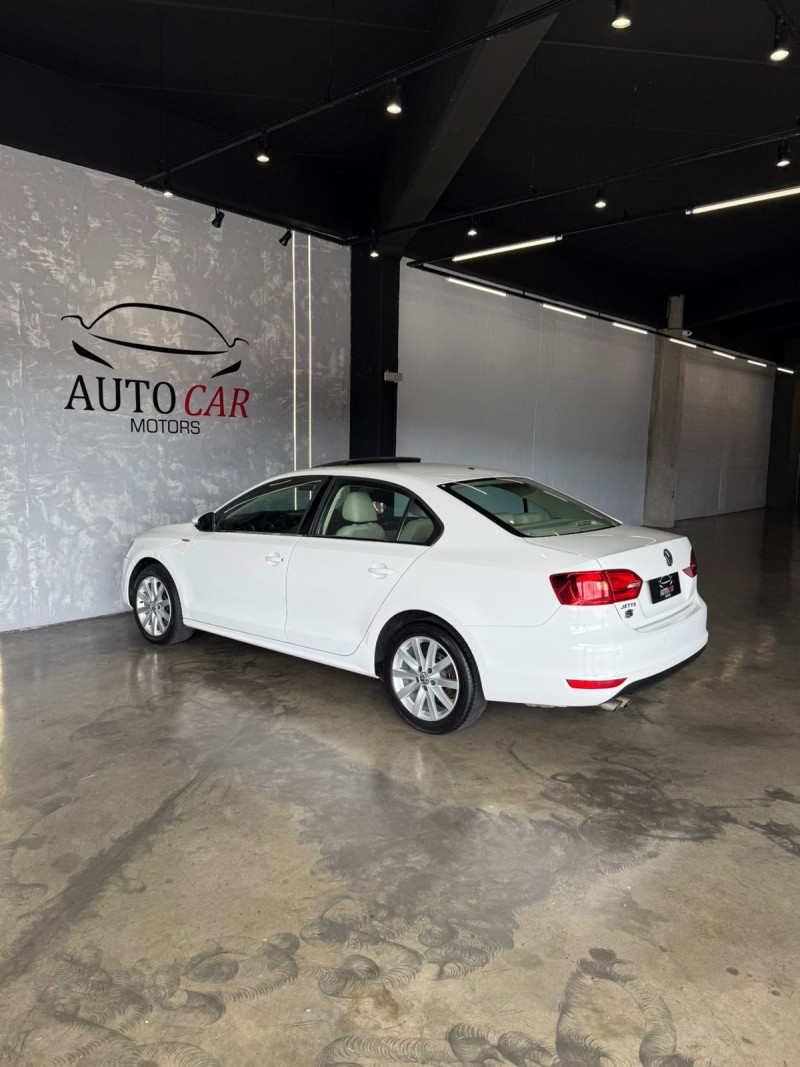 JETTA 2.0 COMFORTLINE FLEX 4P TIPTRONIC - 2013 - CAXIAS DO SUL