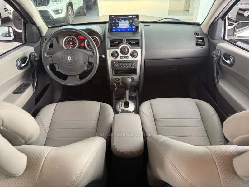 MÉGANE 2.0 DYNAMIQUE SEDAN 16V GASOLINA 4P AUTOMÁTICO - 2009 - NOVO HAMBURGO