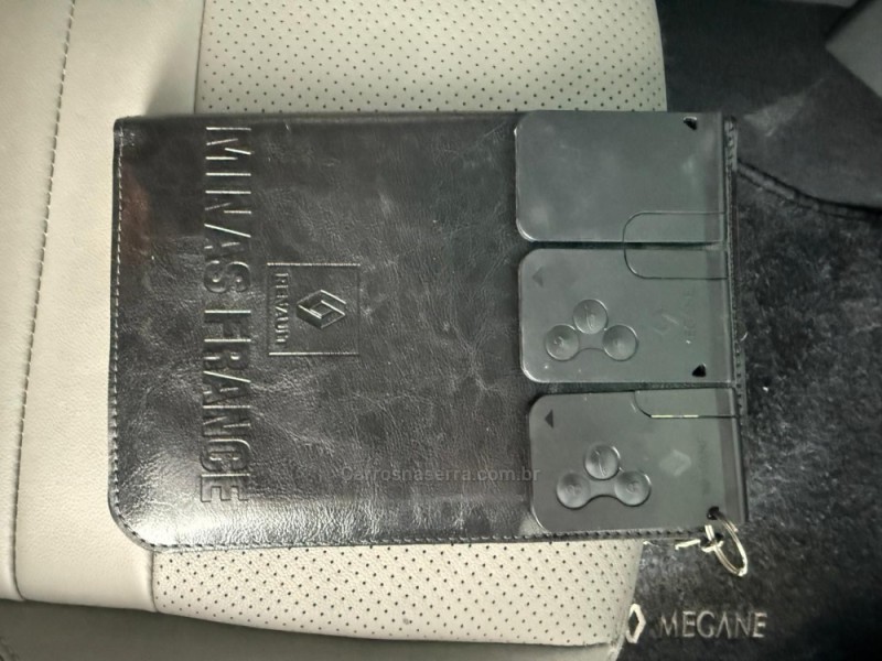 MÉGANE 2.0 DYNAMIQUE SEDAN 16V GASOLINA 4P AUTOMÁTICO - 2009 - NOVO HAMBURGO