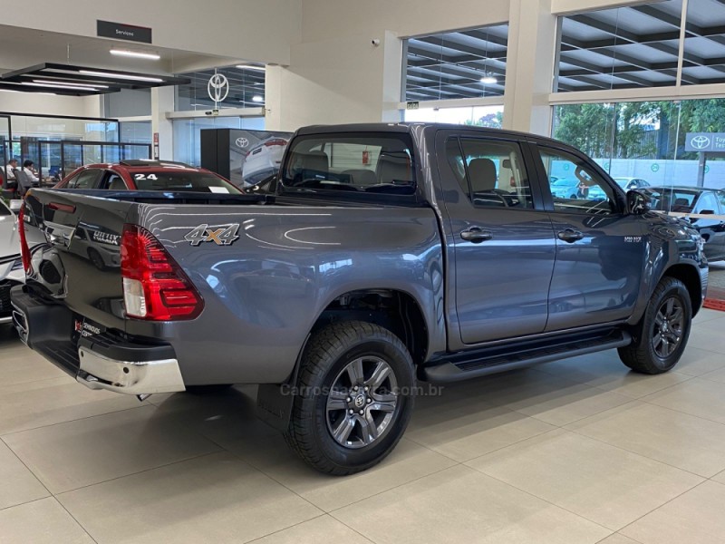 HILUX 2.8 SR 4X4 CD 16V DIESEL 4P AUTOMÁTICO - 2024 - CAXIAS DO SUL