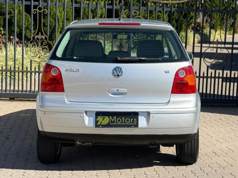 POLO 1.6 MI 8V GASOLINA 4P MANUAL - 2003 - CAXIAS DO SUL
