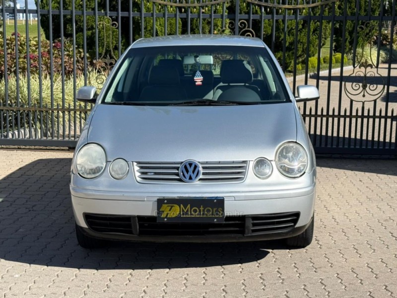 POLO 1.6 MI 8V GASOLINA 4P MANUAL - 2003 - CAXIAS DO SUL