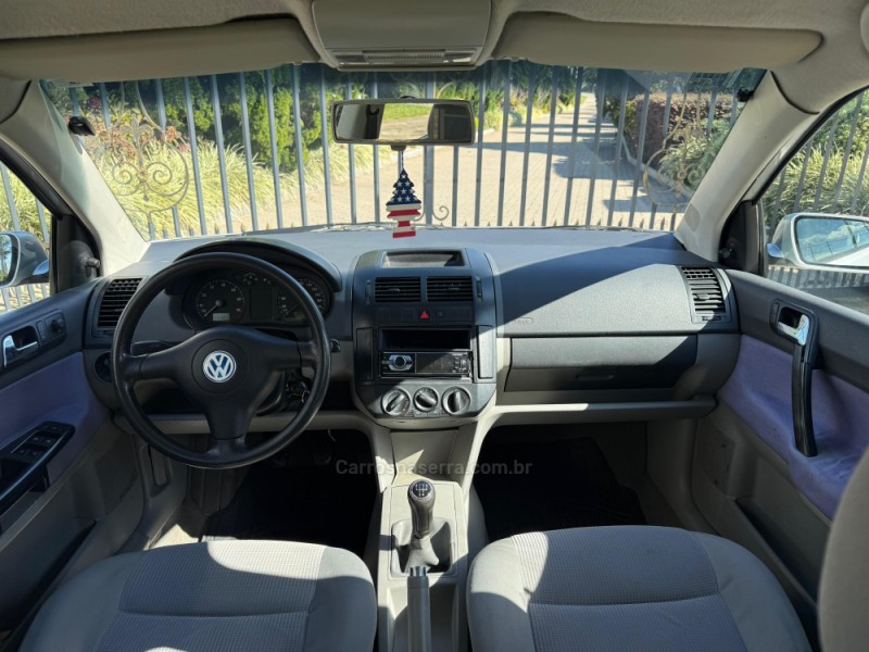 POLO 1.6 MI 8V GASOLINA 4P MANUAL - 2003 - CAXIAS DO SUL