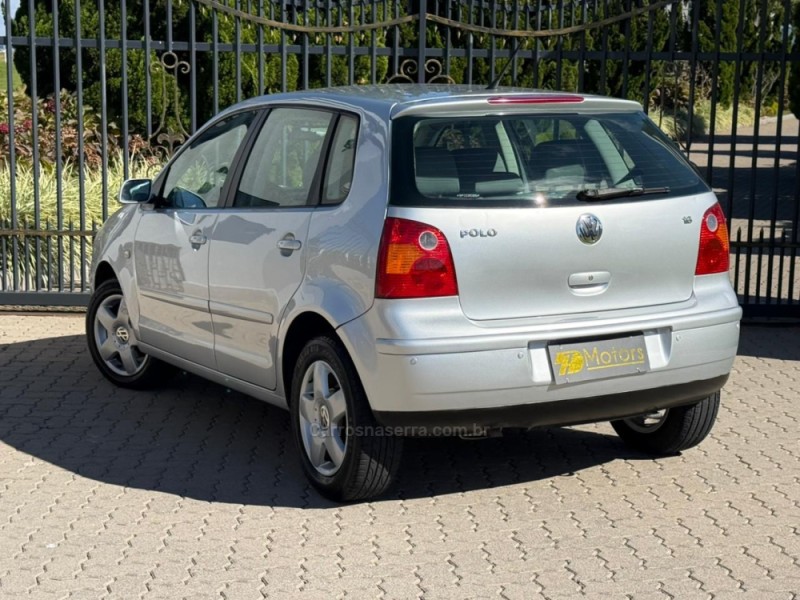 POLO 1.6 MI 8V GASOLINA 4P MANUAL - 2003 - CAXIAS DO SUL