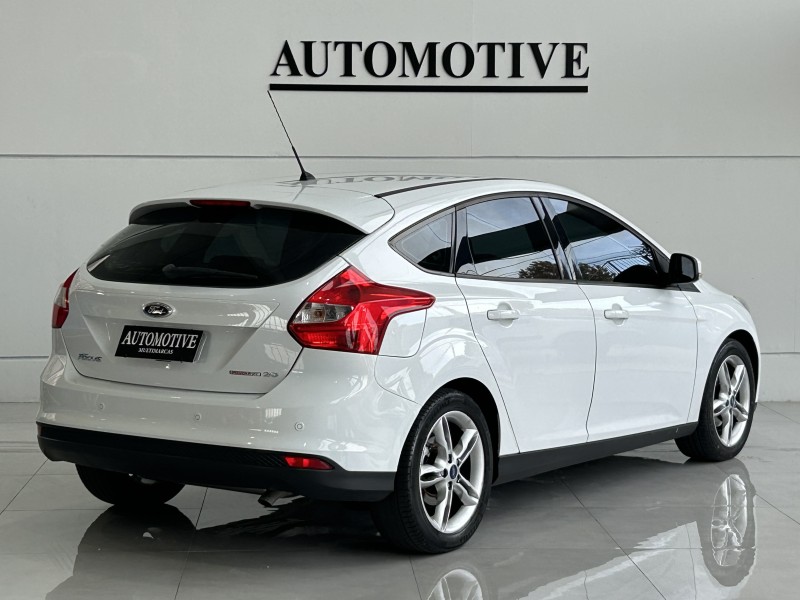 FOCUS 2.0 SE HATCH 16V FLEX 4P AUTO - 2015 - CAXIAS DO SUL