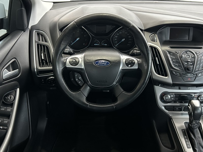 FOCUS 2.0 SE HATCH 16V FLEX 4P AUTO - 2015 - CAXIAS DO SUL