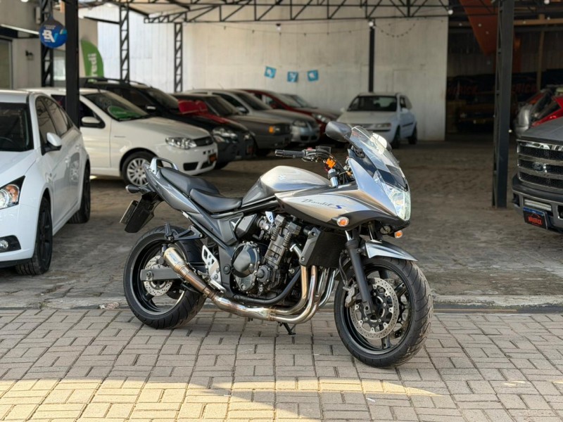 BANDIT 650S - 2011 - LAGOA VERMELHA