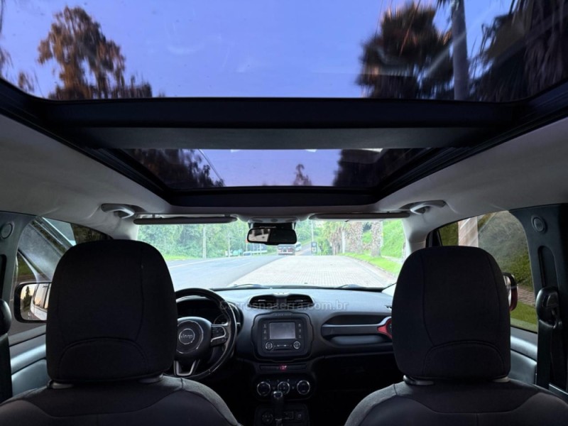 RENEGADE 1.8 LONGITUDE 16V DIESEL 4P AUTOMÁTICO - 2016 - IVOTI