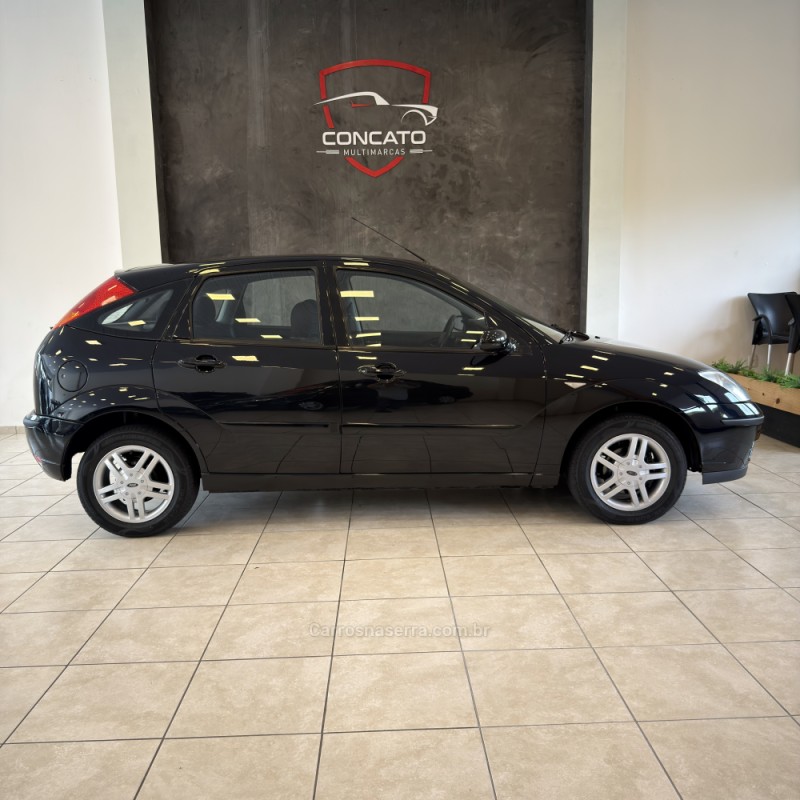 FOCUS 2.0 GLX 16V FLEX 4P MANUAL - 2008 - FARROUPILHA