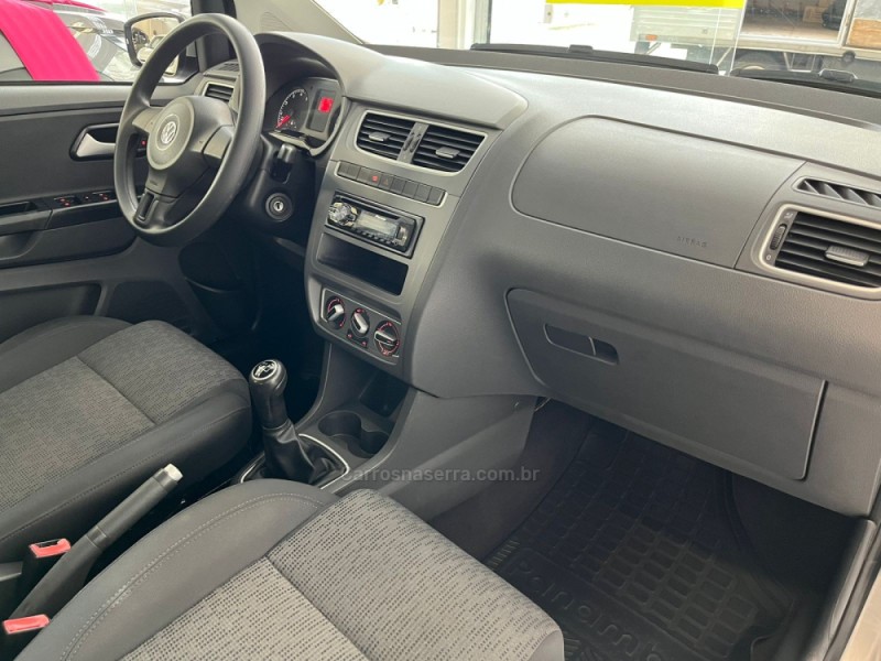 FOX 1.6 MI 8V FLEX 4P MANUAL - 2014 - BENTO GONçALVES