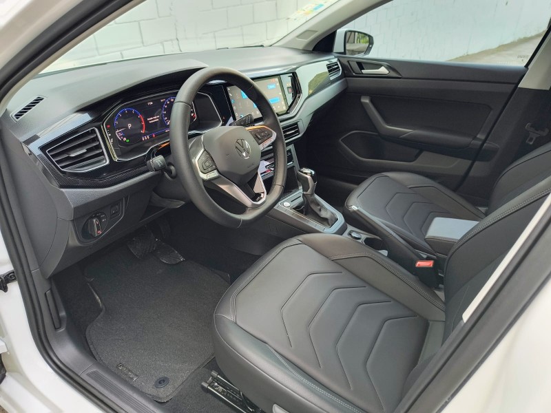 POLO 1.0 170 TSI 12V HIGHLINE FLEX 4P AUTOMÁTICO - 2024 - CAXIAS DO SUL