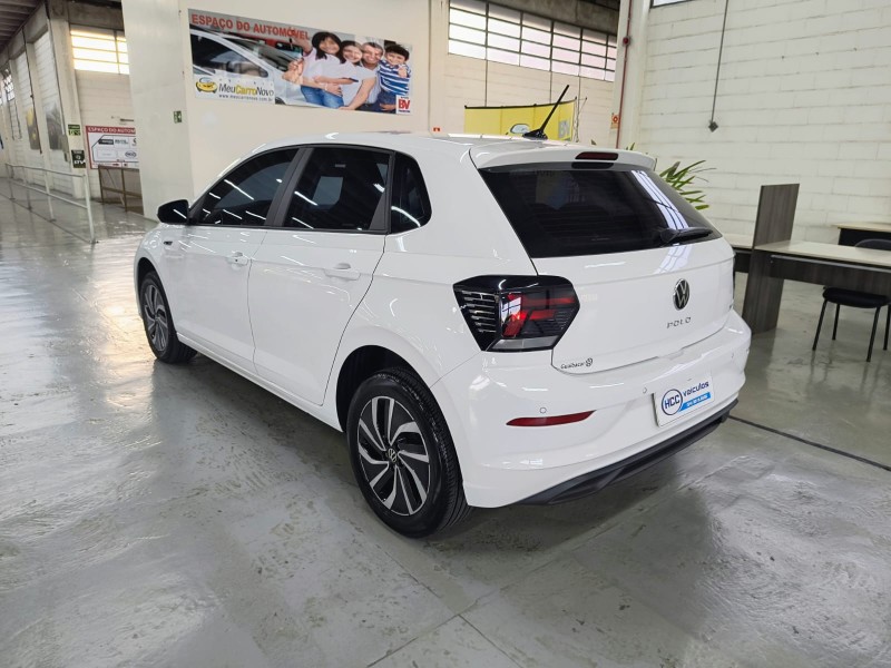 POLO 1.0 170 TSI 12V HIGHLINE FLEX 4P AUTOMÁTICO - 2024 - CAXIAS DO SUL