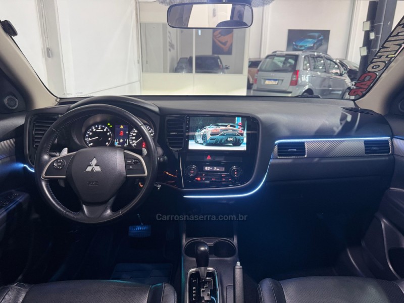 OUTLANDER 2.0 16V GASOLINA 4P AUTOMÁTICO - 2014 - ESTâNCIA VELHA