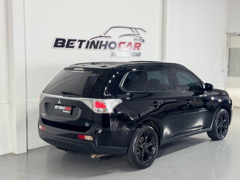 OUTLANDER 2.0 16V GASOLINA 4P AUTOMÁTICO - 2014 - ESTâNCIA VELHA