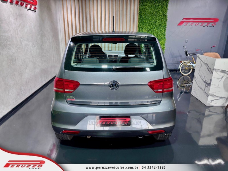 FOX 1.6 MSI COMFORTLINE 8V FLEX 4P MANUAL - 2016 - NOVA PRATA