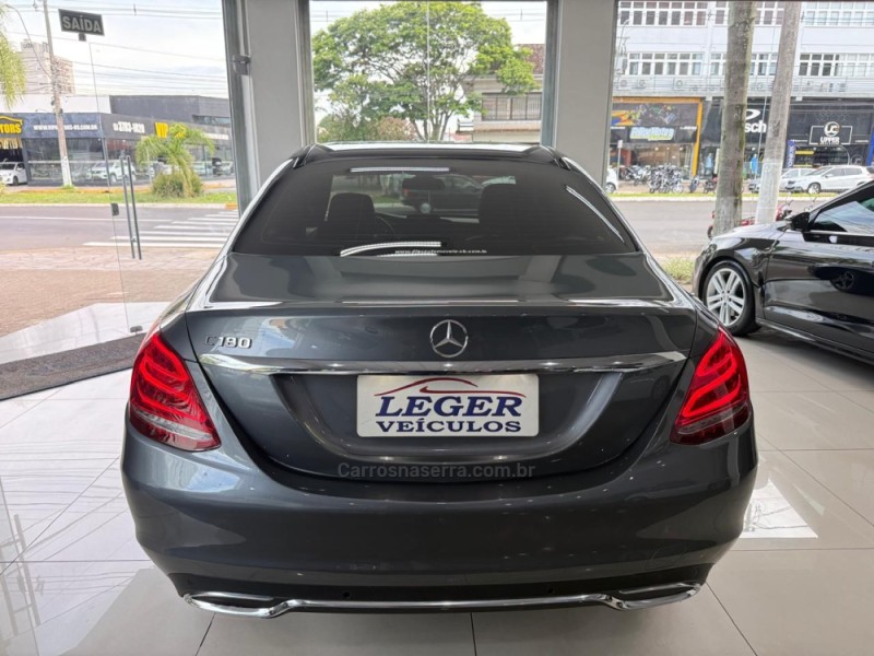 C 180 1.6 CGI AVANTGARDE 16V TURBO FLEX 4P AUTOMÁTICO - 2018 - SãO LEOPOLDO
