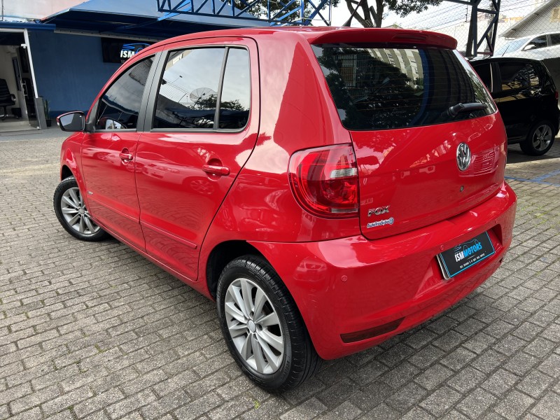 FOX 1.0 MI 8V FLEX 4P MANUAL - 2013 - CAXIAS DO SUL