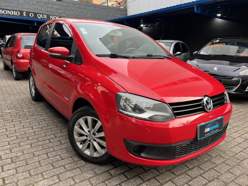 FOX 1.0 MI 8V FLEX 4P MANUAL - 2013 - CAXIAS DO SUL