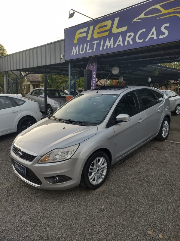 focus 2.0 ghia 16v flex 4p automatico 2009 vale real
