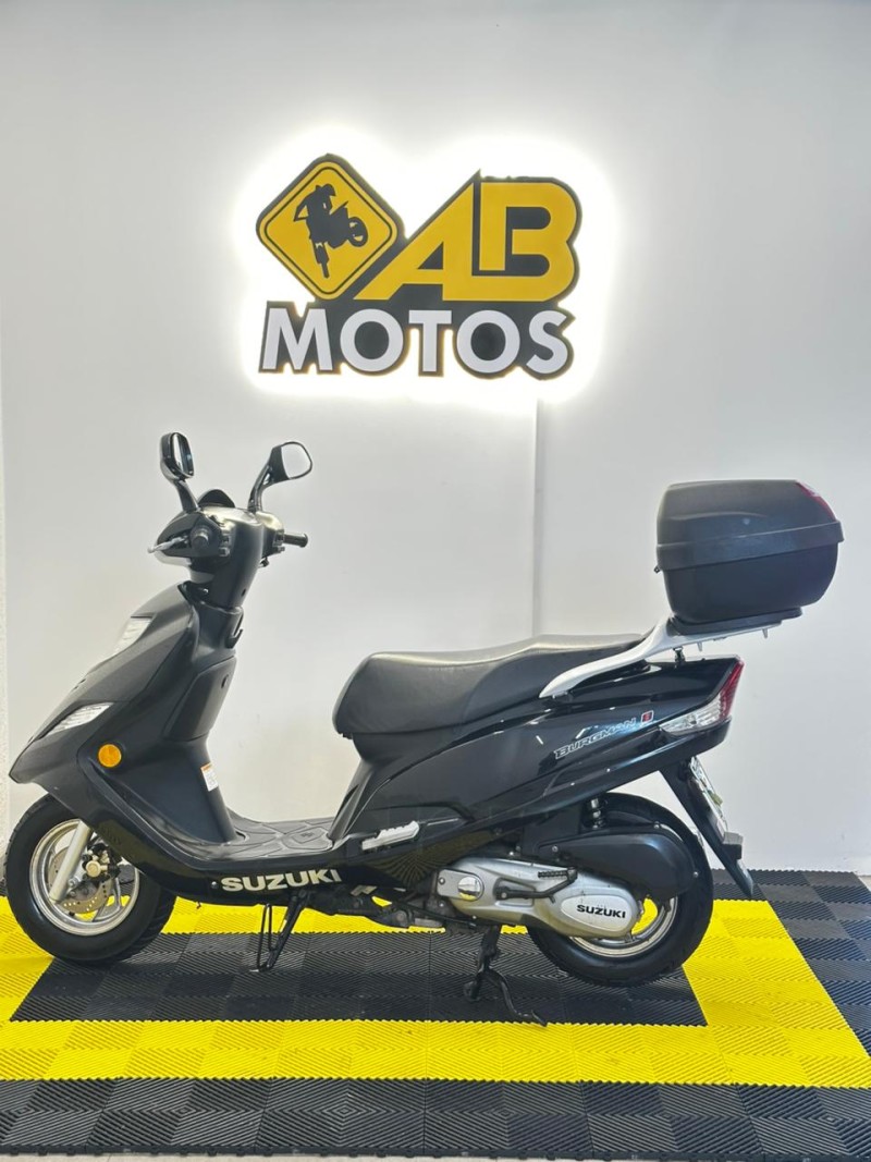 BURGMAN 125 AUTOMATIC - 2012 - CAXIAS DO SUL