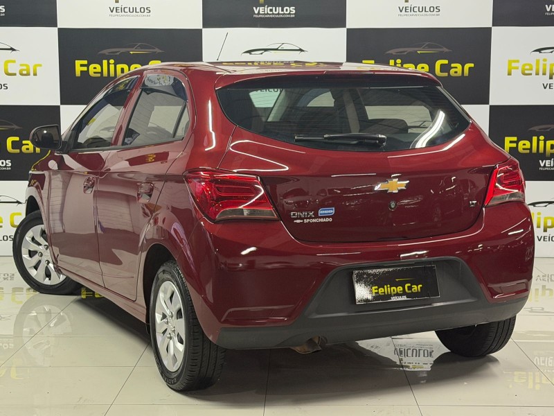 ONIX 1.0 MPFI LT 8V FLEX 4P MANUAL - 2018 - CAXIAS DO SUL